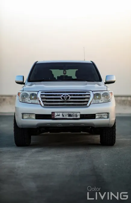 تويوتا لاند كروزر GXR 2011 — QatarLiving